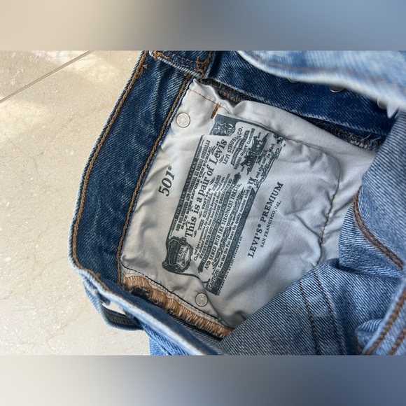 Levi’s 501 cropped jeans W24 L26 medium wash 100% cotton - Picture 5 of 12